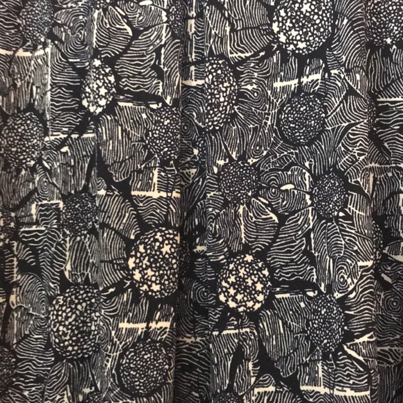 LuLaRoe Madison Skirt - Picture 2 of 4